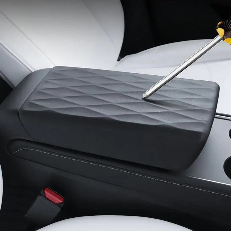 Tesla Model Y / 3 armrest box decorative cover TPE material, scratch- &ndash; TESLAUNCH