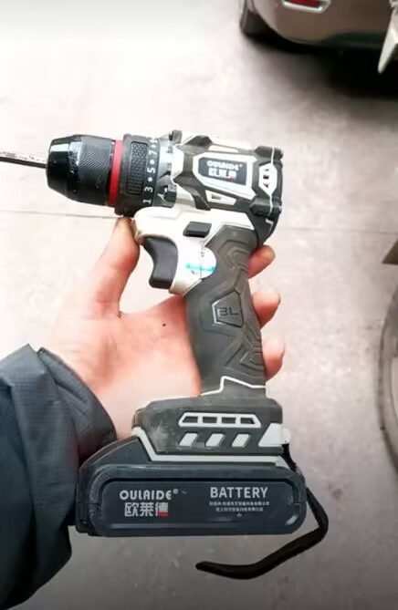 FlagTools Brushless Drill - 21V Cordless with Dual Speed, Fast Charging, 2 Batteries photo review