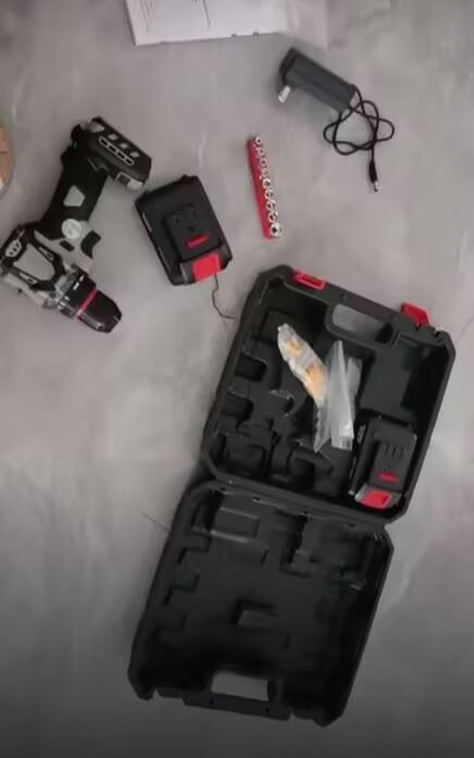 FlagTools Brushless Drill - 21V Cordless with Dual Speed, Fast Charging, 2 Batteries photo review